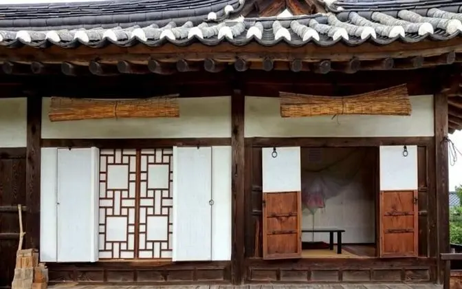 Oda (Mandarin duck Room)