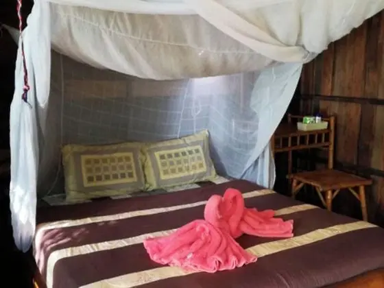 Basic Kulübe, Birden Çok Yatak, Kısmi Deniz Manzaralı