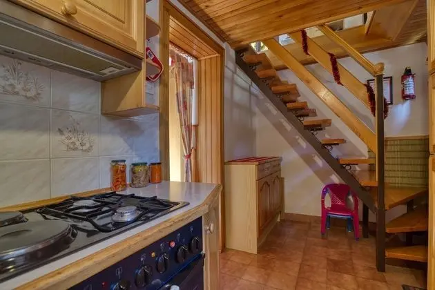 Family Villa, Birden Çok Yatak, 2 Banyolu, Bahçeli (Bonidesa House With Whirlpool)