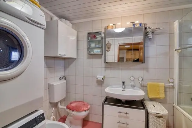 Family Villa, Birden Çok Yatak, 2 Banyolu, Bahçeli (Bonidesa House With Whirlpool)