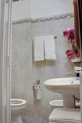 Classic Tek Büyük veya İki Ayrı Yataklı Oda, Şehir Manzaralı