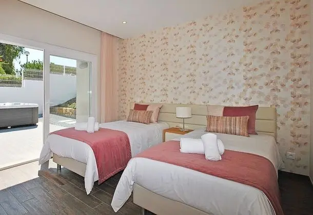 Villa, 6 Yatak Odası, Kişiye Özel Havuzlu, Deniz Manzaralı