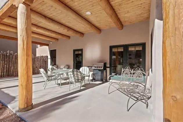 Ev (Bonita - Stunning Contemporary Home, )