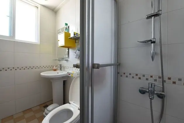 Ortak Ranzalı Oda, Karma Ranzalı Oda, Ortak Banyo
