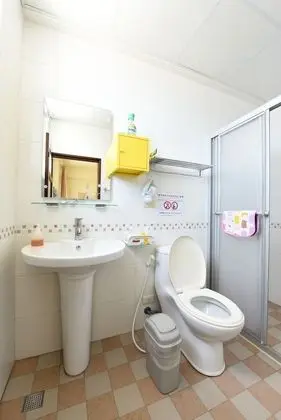 Ortak Ranzalı Oda, Karma Ranzalı Oda, Ortak Banyo