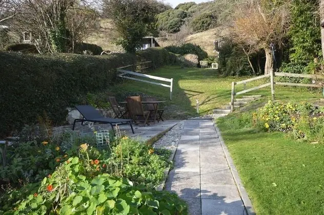 Kır Evi