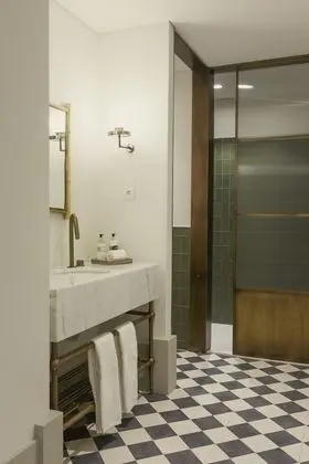 Deluxe Tek Büyük veya İki Ayrı Yataklı Oda