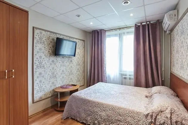 Business Tek Büyük Yataklı Oda