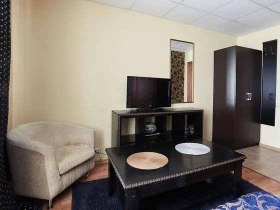 Business Tek Büyük Yataklı Oda