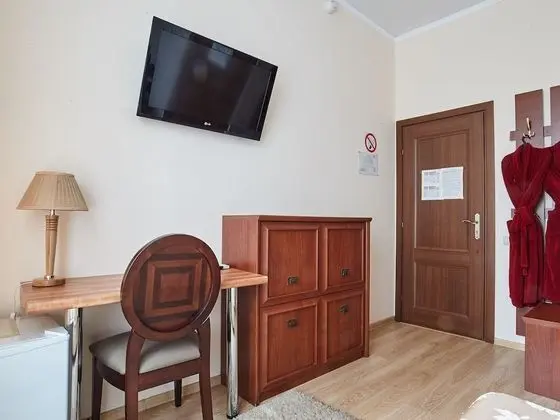 Comfort Tek Büyük Yataklı Oda