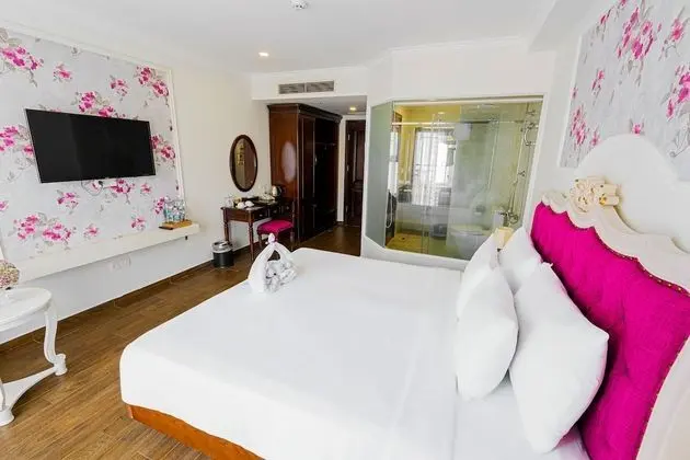 Premier Tek Büyük veya İki Ayrı Yataklı Oda, Balkon, Şehir Manzaralı