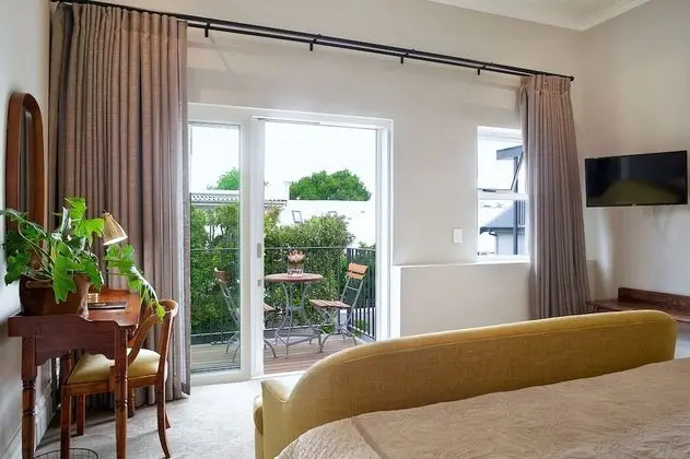 Deluxe Oda, Balkon, Havuz Manzaralı