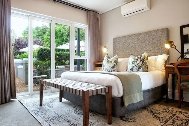 Deluxe Oda, Balkon, Havuz Manzaralı
