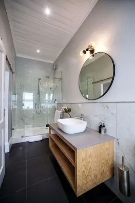 Deluxe Oda, Balkon, Havuz Manzaralı
