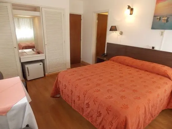 Tek Büyük Yataklı Oda
