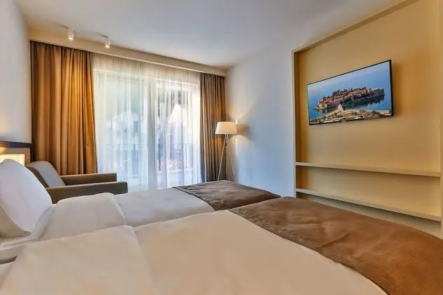 Standard Tek Büyük veya İki Ayrı Yataklı Oda