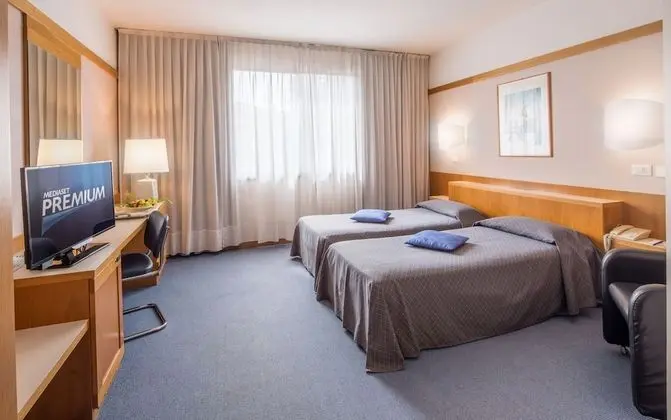 Classic Büyük Yataklı Tek Kişilik Oda