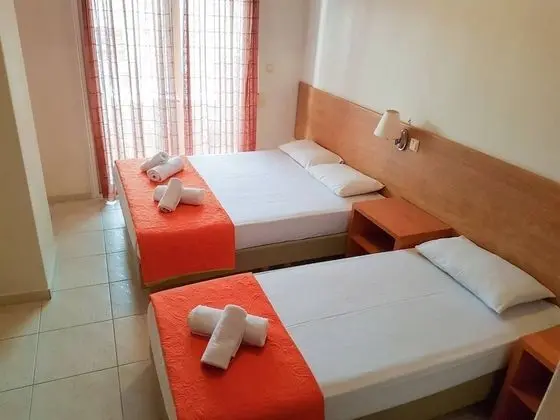 Stüdyo (3 Adults)