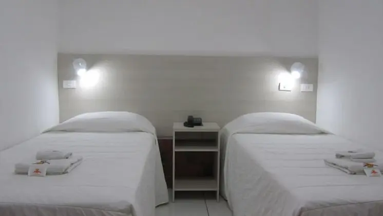 Quarto Economico Triplo