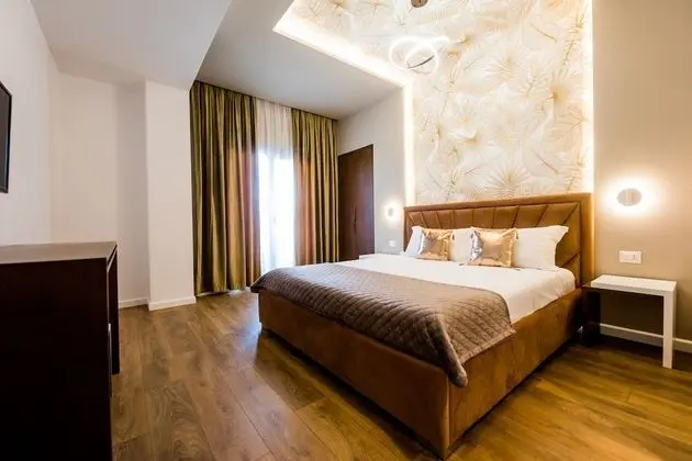 Comfort Tek Büyük Yataklı Oda