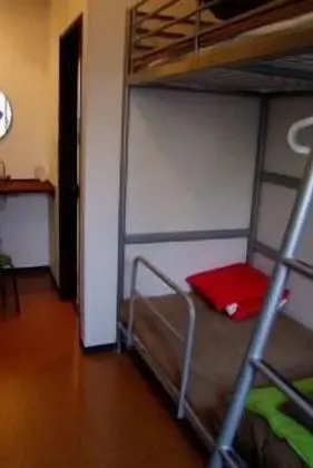 Ortak Ranzalı Oda, Karma Ranzalı Oda