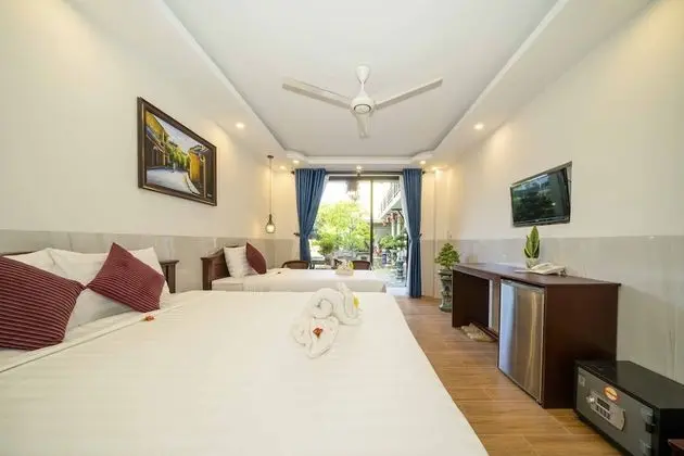 Deluxe Üç Kişilik Oda