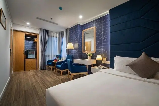 Deluxe Oda, 1 En Büyük (King) Boy Yatak, Şehir Manzaralı