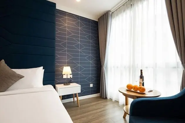 Junior Oda, 1 En Büyük (King) Boy Yatak, Şehir Manzaralı