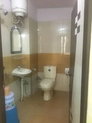 Büyük Yataklı Tek Kişilik Oda