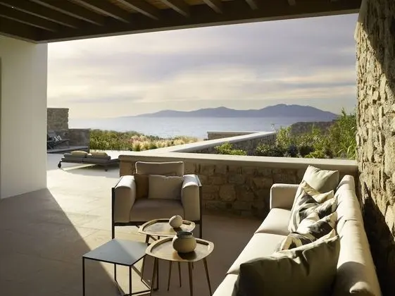 Bonzoe Two Bedroom Villa with Private Heated Pools