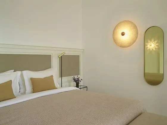 Lounge Suite with Private Heated Plunge Pool