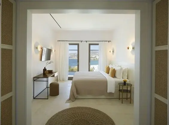 Three Bedroom Villa with Private Heated Pools