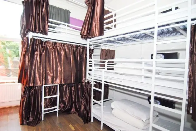 Ortak Ranzalı Oda, Karma Ranzalı Oda (9 bed)