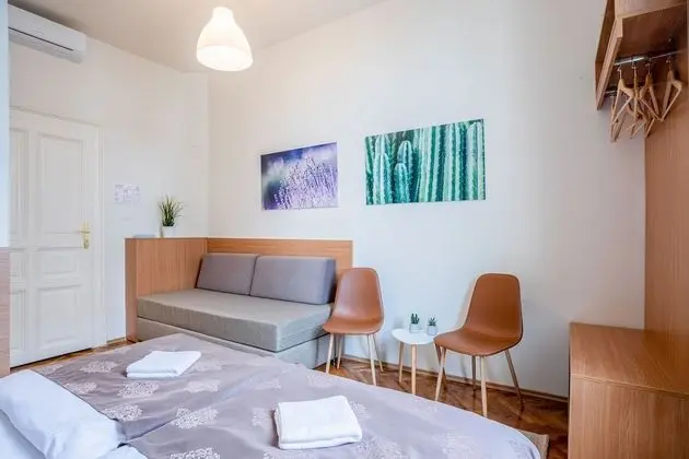 Comfort Üç Kişilik Oda, Banyolu/Duşlu