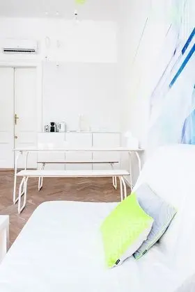 Standard Apart Daire, Balkon