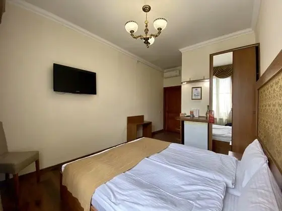 Standard Tek Büyük veya İki Ayrı Yataklı Oda