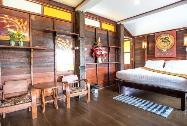 Standard Double Room with Garden View