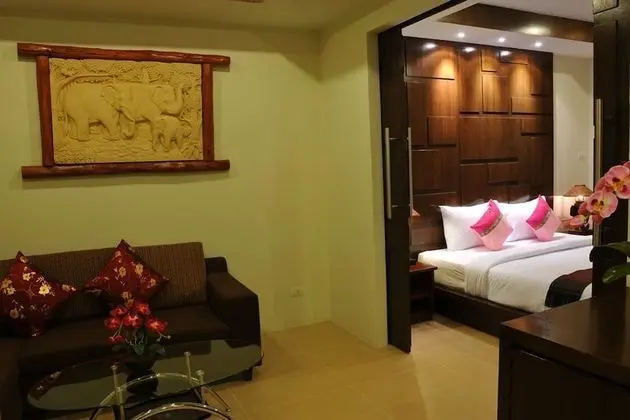 Luxury Tek Büyük Yataklı Oda