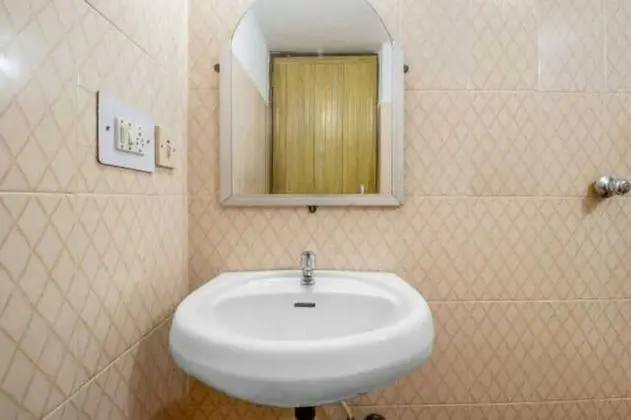 Deluxe Non AC Room