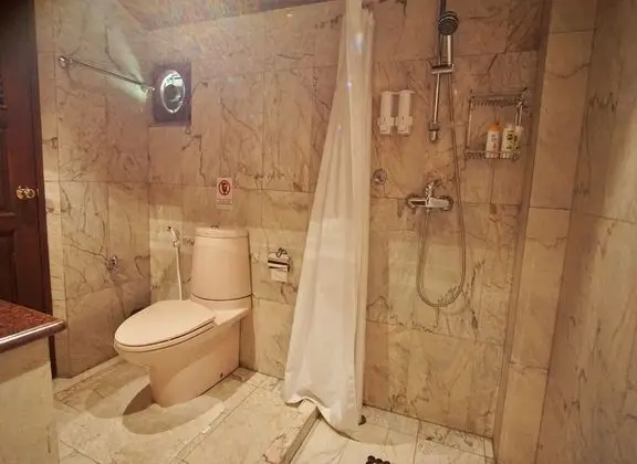 Tek Büyük Yataklı Oda