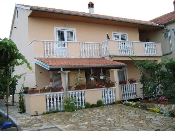Apart Daire (Bor - 20 meters from beach - A2(4+1))