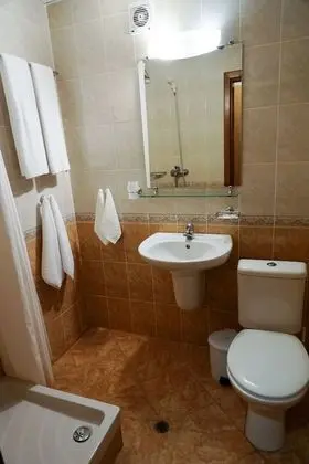 Tek Büyük veya İki Ayrı Yataklı Oda