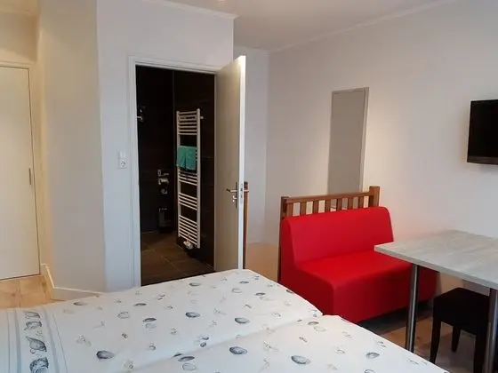 Family Oda, Sigara İçilmez