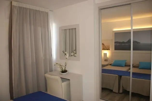 Comfort Apart Daire, Birden Çok Yatak, Balkon, Kısmi Deniz Manzaralı