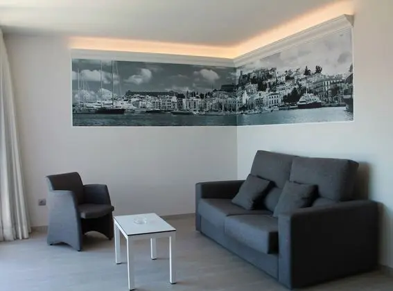 Comfort Apart Daire, Birden Çok Yatak, Balkon, Kısmi Deniz Manzaralı