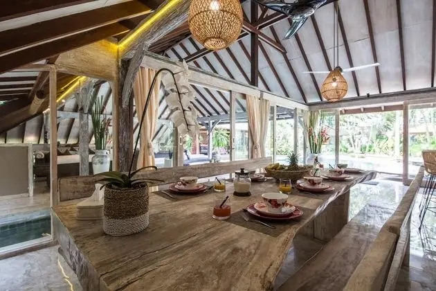 Basic Villa, Birden Çok Yatak