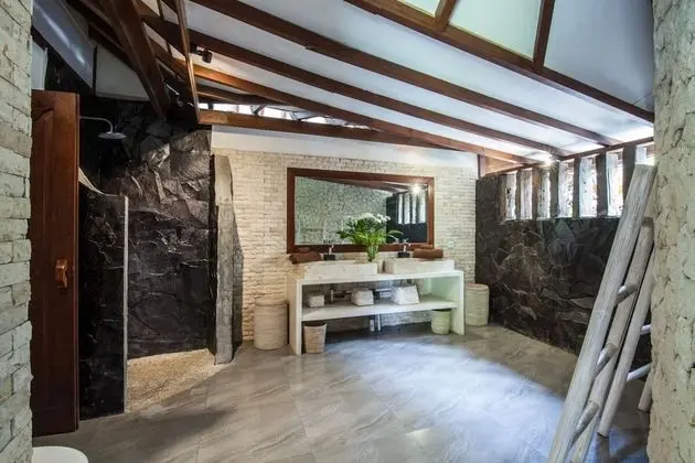 Basic Villa, Birden Çok Yatak