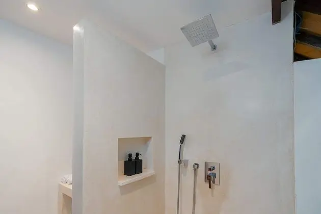 Basic Villa, Birden Çok Yatak