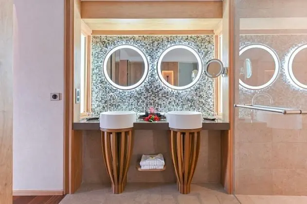 Villa, Kişiye Özel Havuzlu, Deniz Üstü
