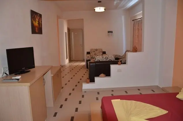 Superior Apart Daire, 2 Yatak Odası, Balkon, Deniz Manzaralı